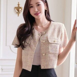 Elegant Tweed Button-Up Jacket